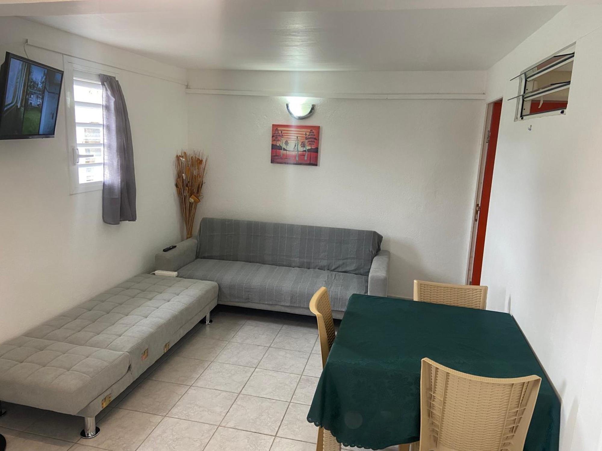 Logement De 40M2 Avec Terrasse, Moderne Et Equipe Petit-Canal Exterior foto